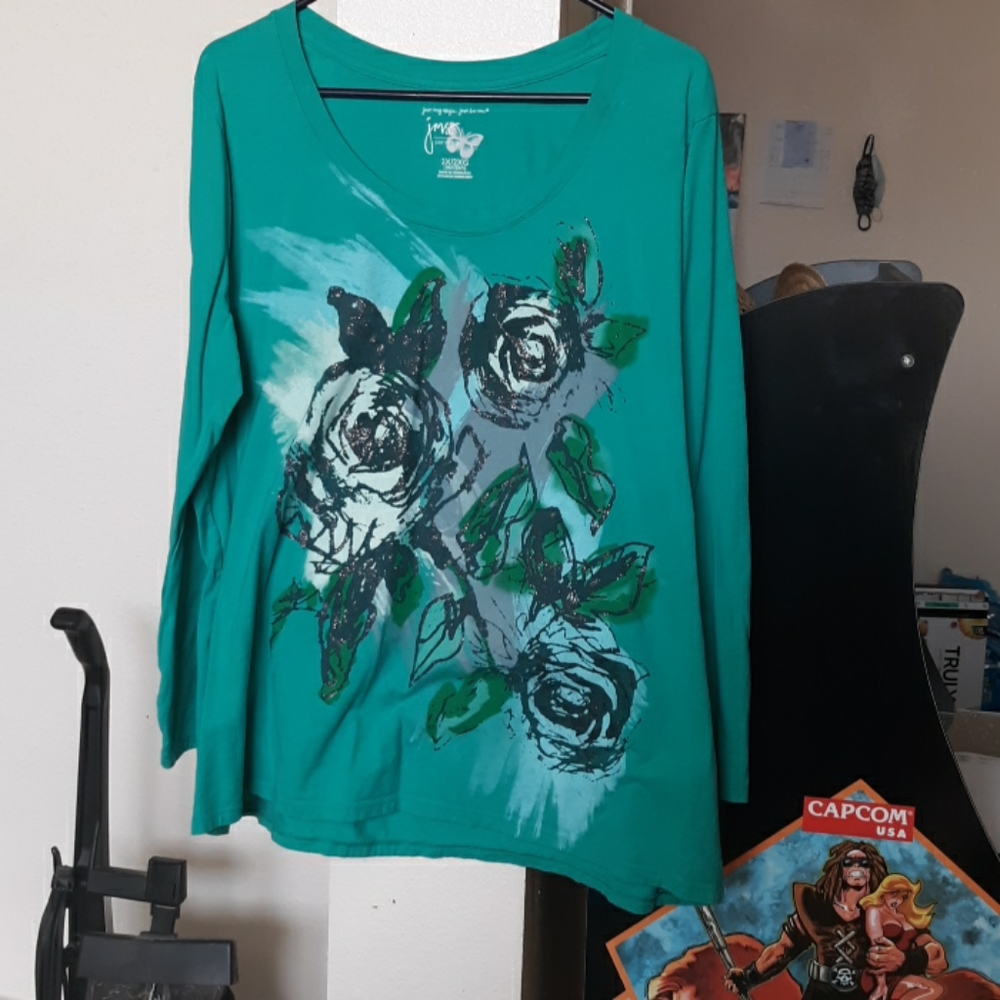 Nwot Green long sleeve shirt